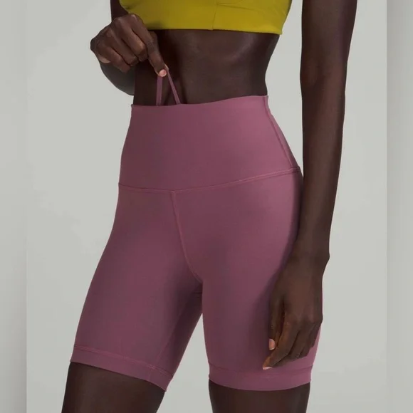 Lululemon Wunder Train High-Rise Short 6" vintage plum Size 4 - Picture 2 of 8